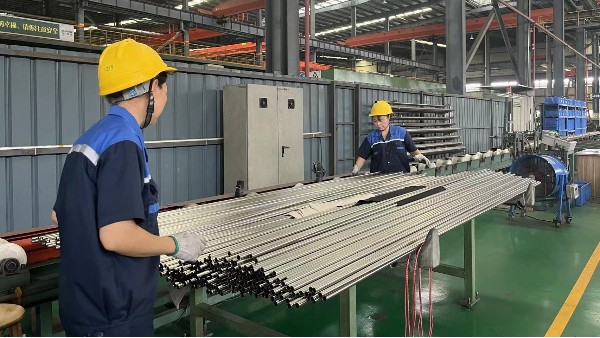 新能源電池行業(yè)不銹鋼管選擇！